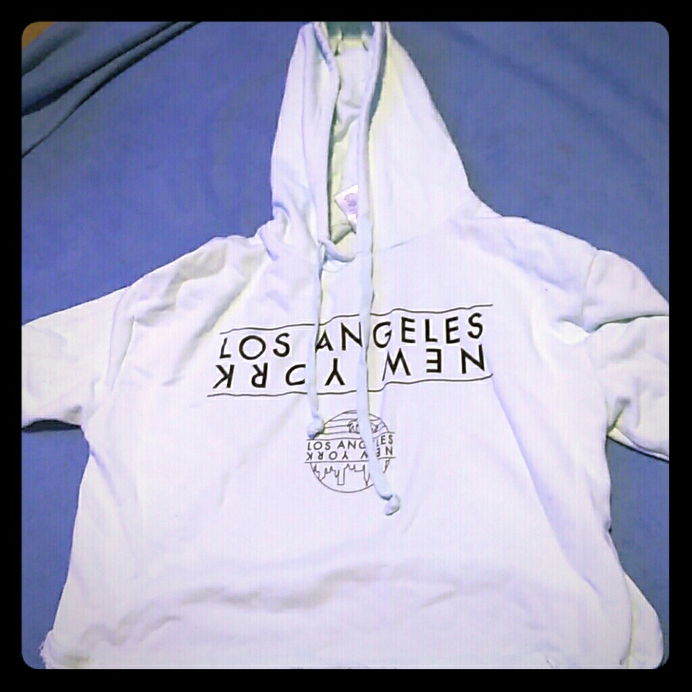 Light blue "Los Angeles New York" hoodie crop top